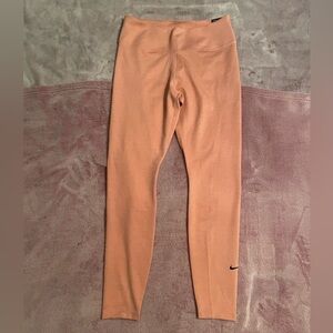 🆕 Nike One Tight Fit Leggings
